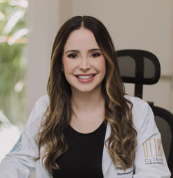 Dra. Hosana Silveira